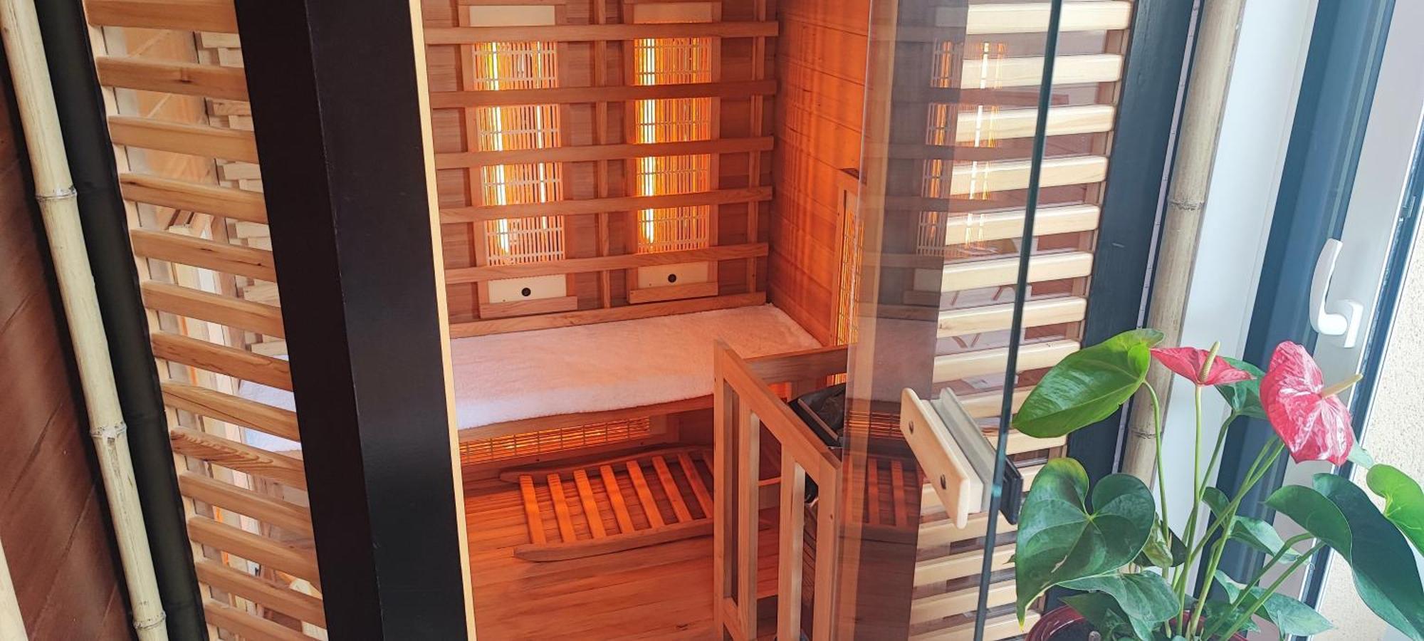 La Kaz Rhumantique Sauna And Spa Privatif La Rivière-Saint-Sauveur Екстериор снимка